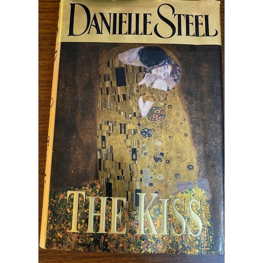 The Kiss by Danielle Steel (2001, Hardcover)
